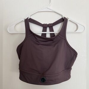 Under Armour Fitted Top in Dark Brown